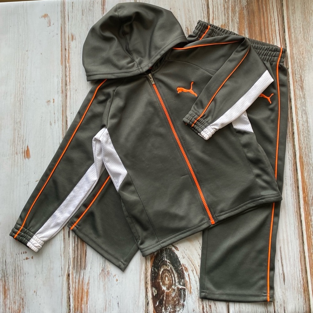 Puma track suit 4T